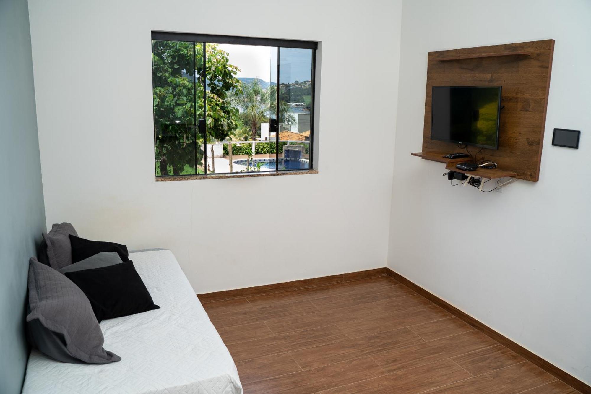Casa Com Piscina Vista Para Lago, 03 Quartos Confortaveis Capitólio Exterior foto